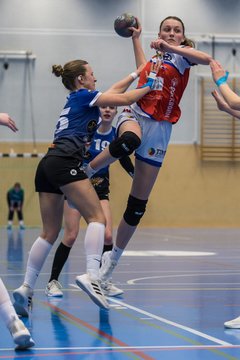 Bild 162 - wAJ HC Quickborn - HSG Kiel/Kronshagen : Ergebnis: 20:17